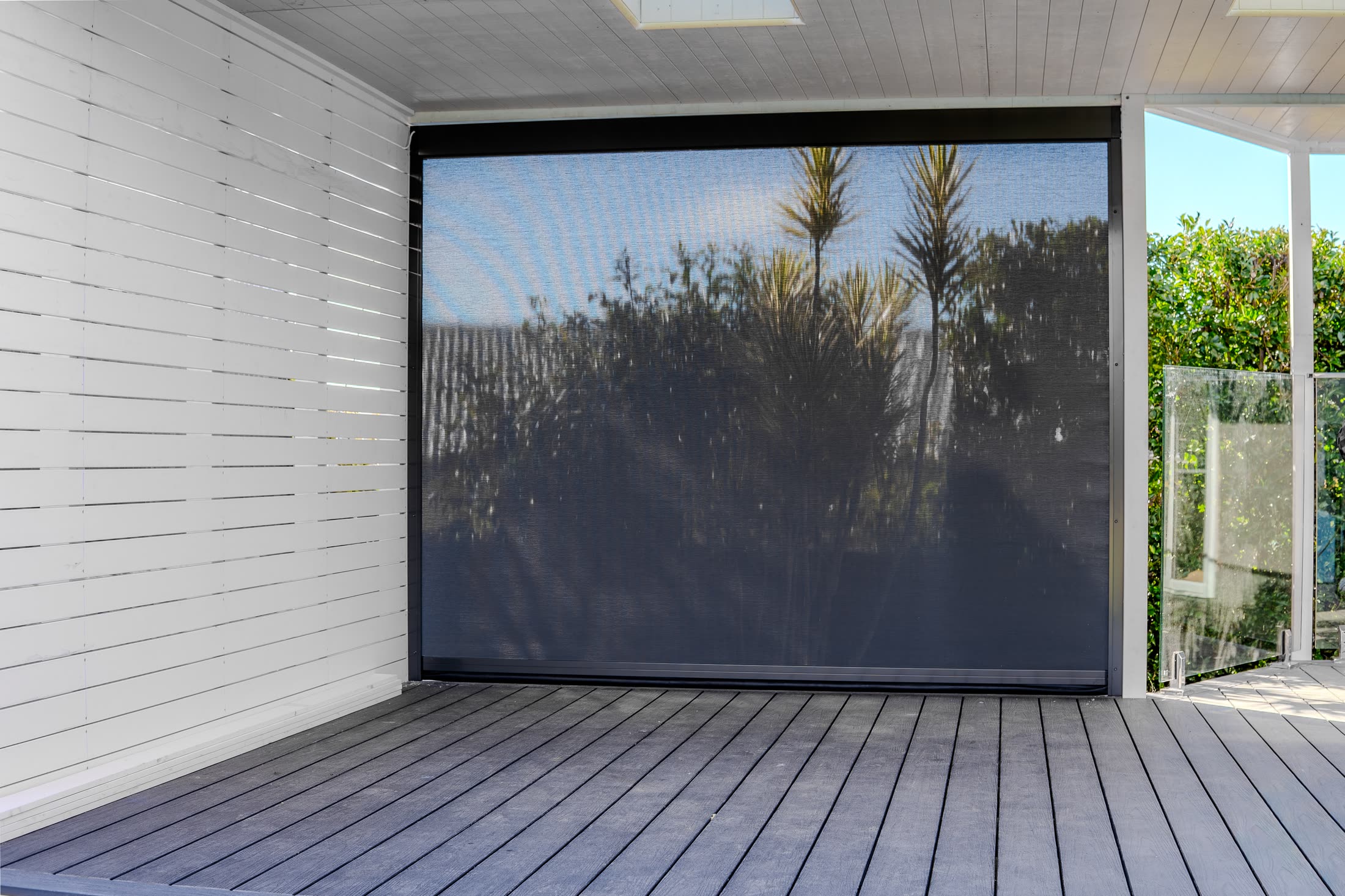 Zipscreen installation detail