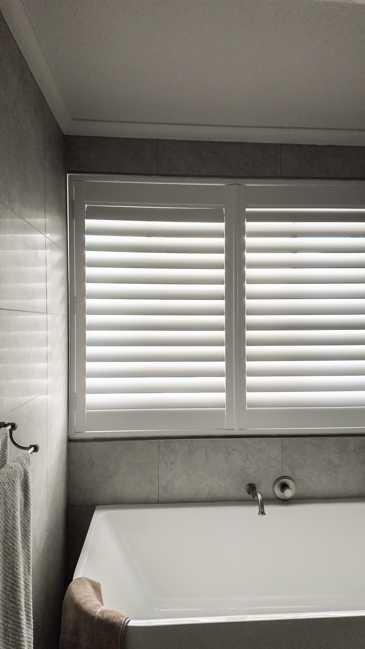 Bathroom shutters